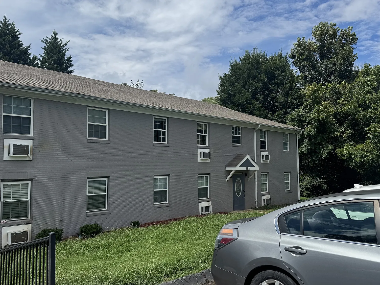 1410 Brewer Rd — Photo 4