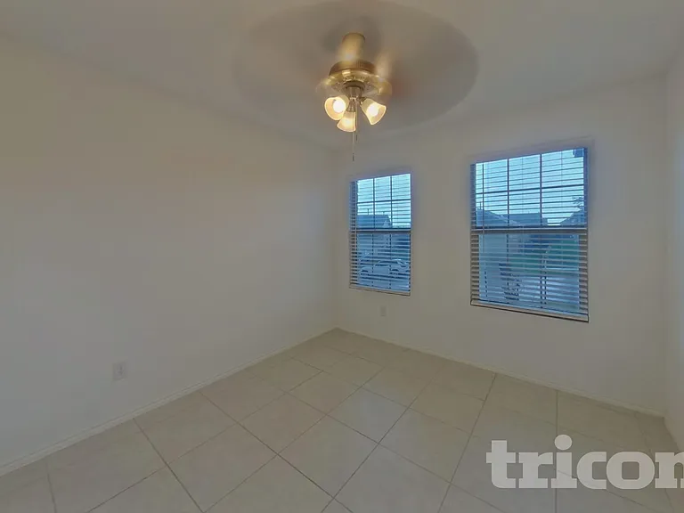 8412 Bell Ridge Ln — Photo 12