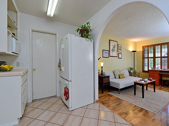 5th image of 7557 Winterwood Ln