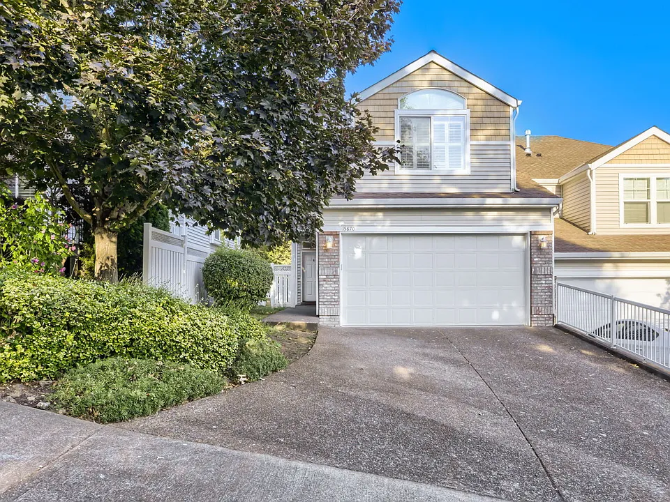 15870 SW Peachtree Dr
