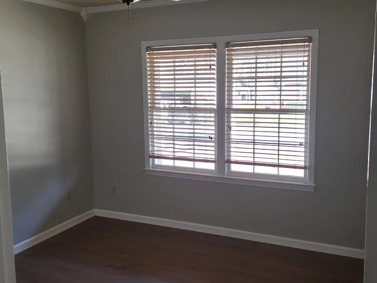 124 Cedar Vale Dr — Photo 8