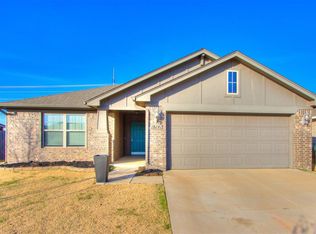19241 Bajo Dr, Edmond, OK 73012