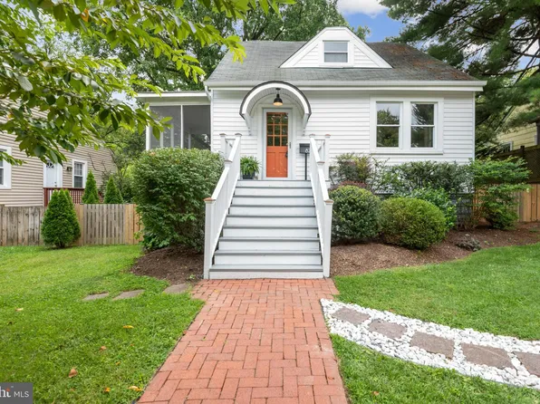 827 Cedarcroft Rd, Baltimore, MD 21212