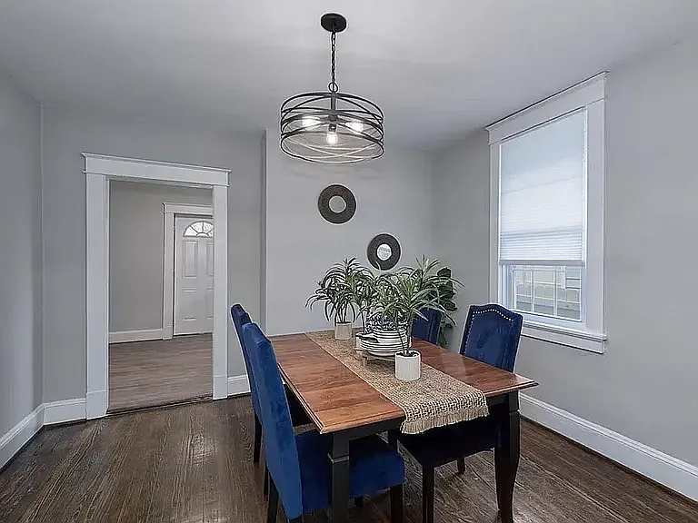 3211 Stockton St — Photo 3