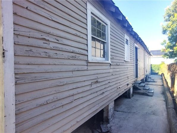 new-orleans-louisiana-442081161 picture