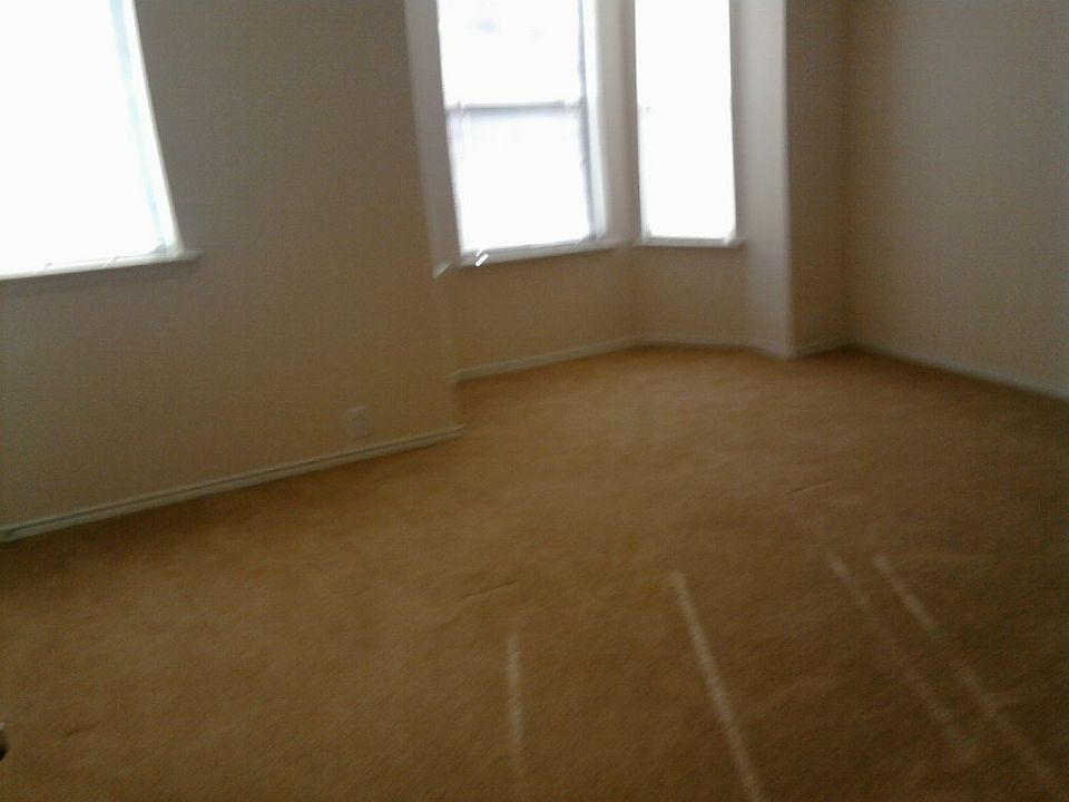 2nd image of 10856 Astor Dr