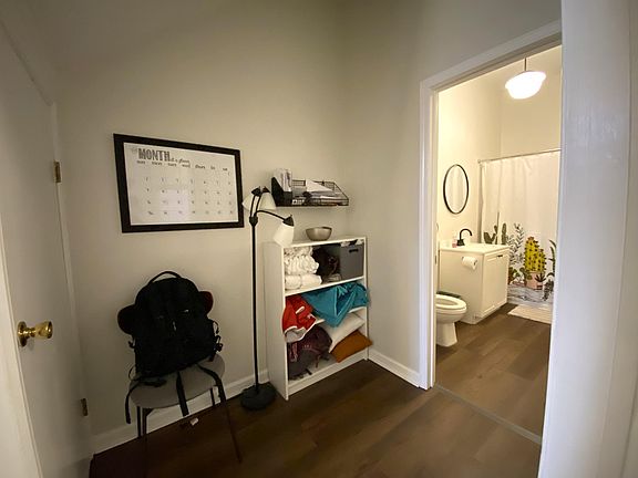 4th image of 2905 Magnolia Ave #1F
