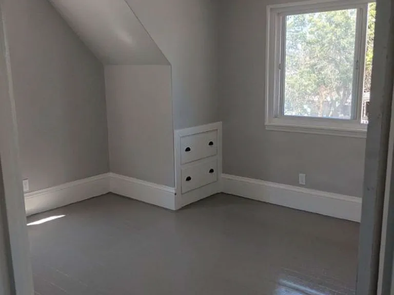 149 N Adams St — Photo 5