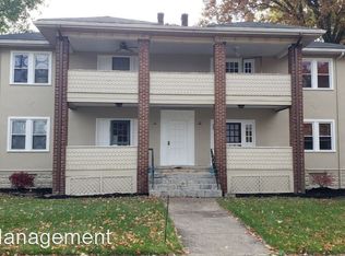129 E Broadway Ave, Girard, OH