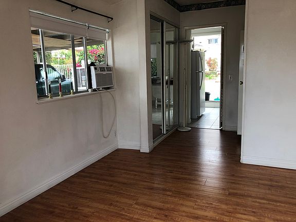 4th image of 1736 Paloma St