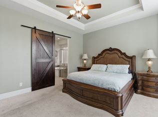 400 Ridgewood Dr, Lewisville, TX 75067
