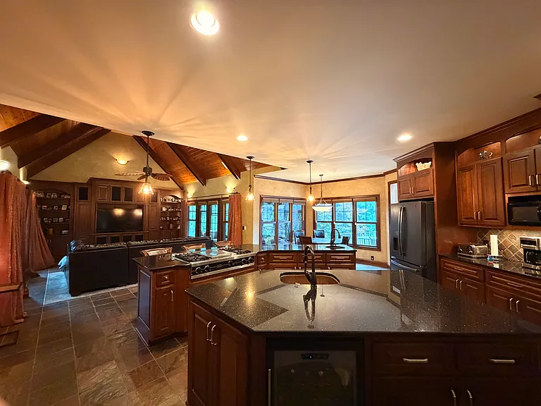 109 Milwee Ct — Photo 16