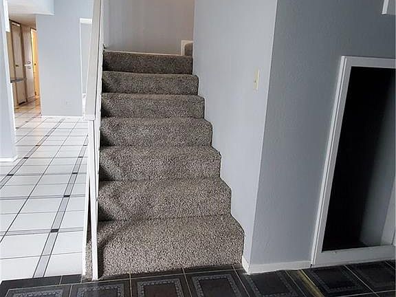 5th image of 3672 McKinley Ave