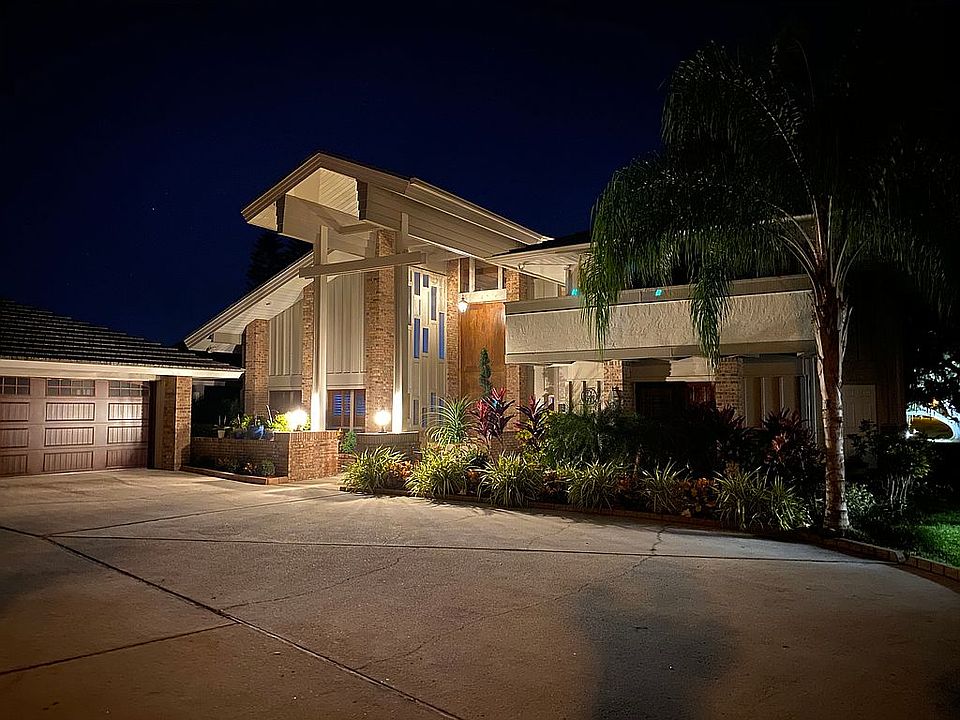 1st image of 3566 Shoreline Cir