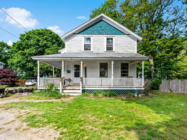 595 Fall River Ave, Seekonk, MA 02771