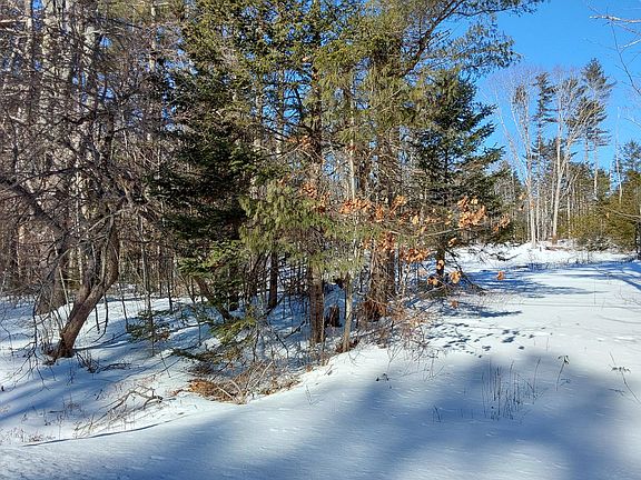 2nd image of 111 Rockland Road