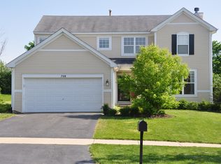 708 Thompson Ave, North Aurora, IL 60542