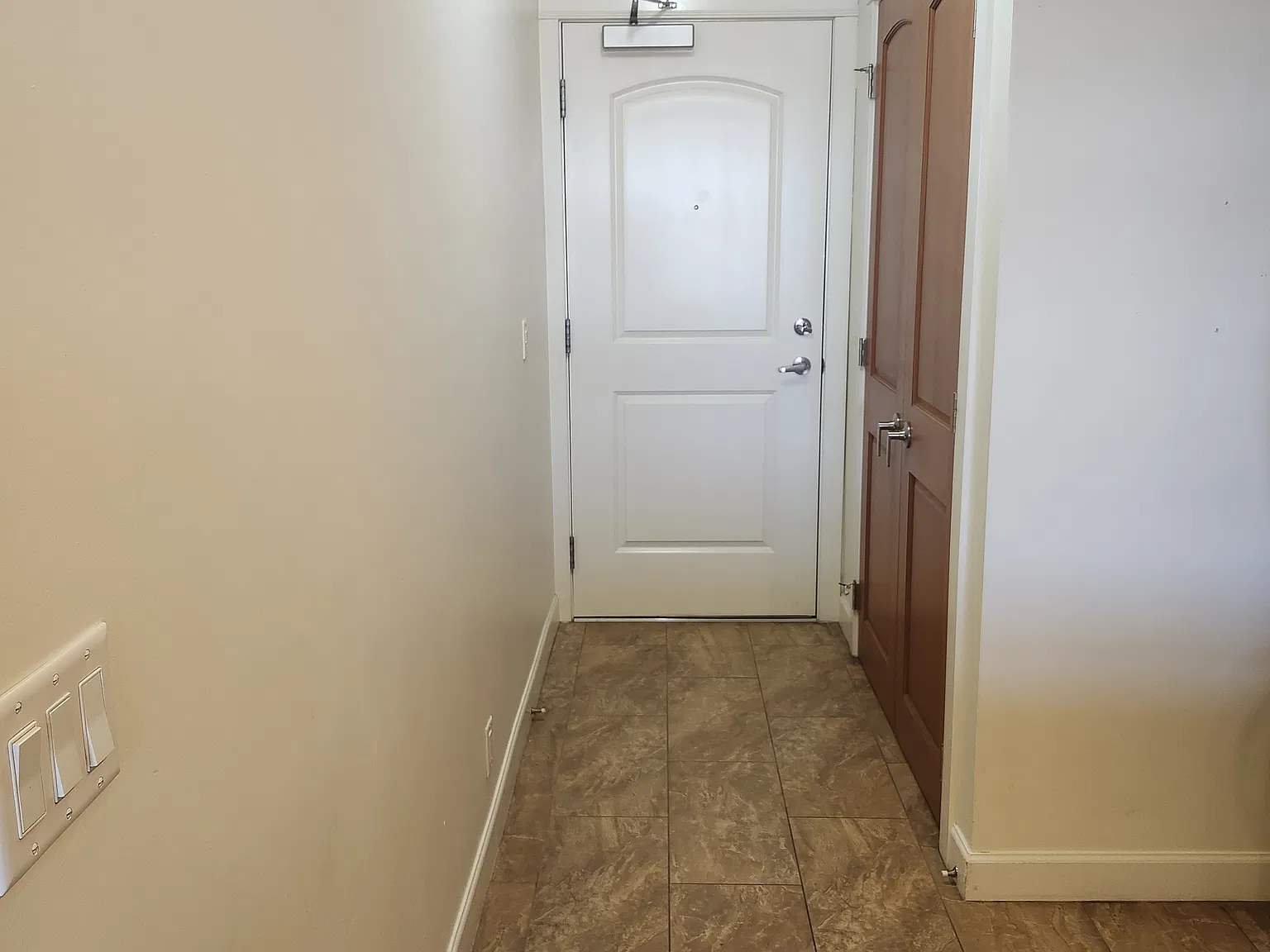 1 bed, 684 sqft, $1,800 — Photo 2