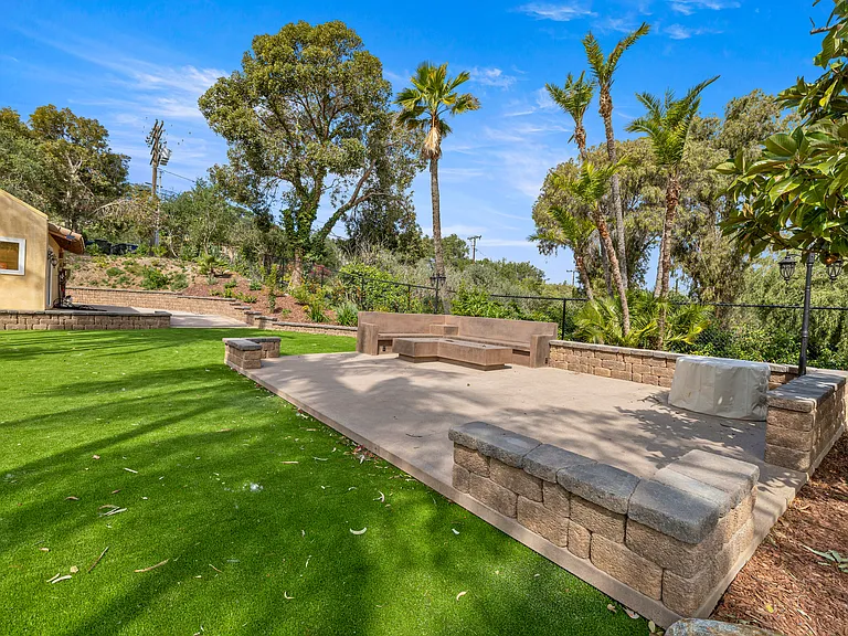 1315 Macadamia Dr — Photo 39