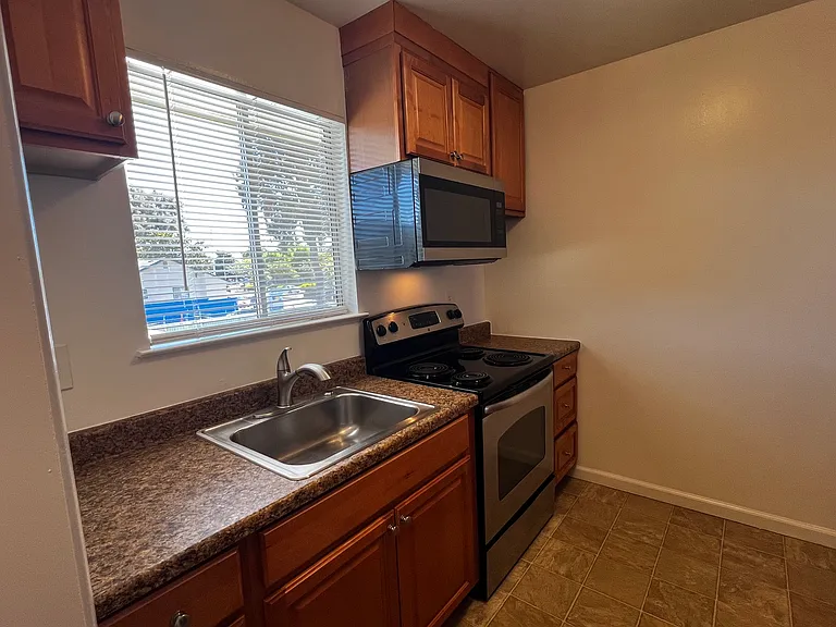 36976 Mulberry St #F — Photo 6