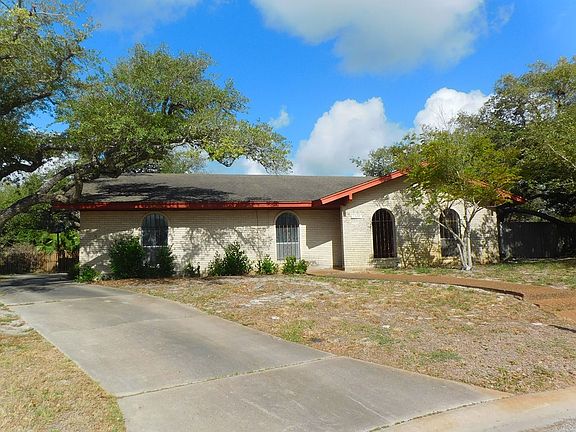 3rd image of 1309 Dana Dr