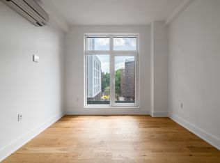 26-41 3rd St #602, Astoria, NY 11102