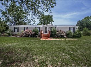 169 W Bagwell Rd, Liberty, SC 29657