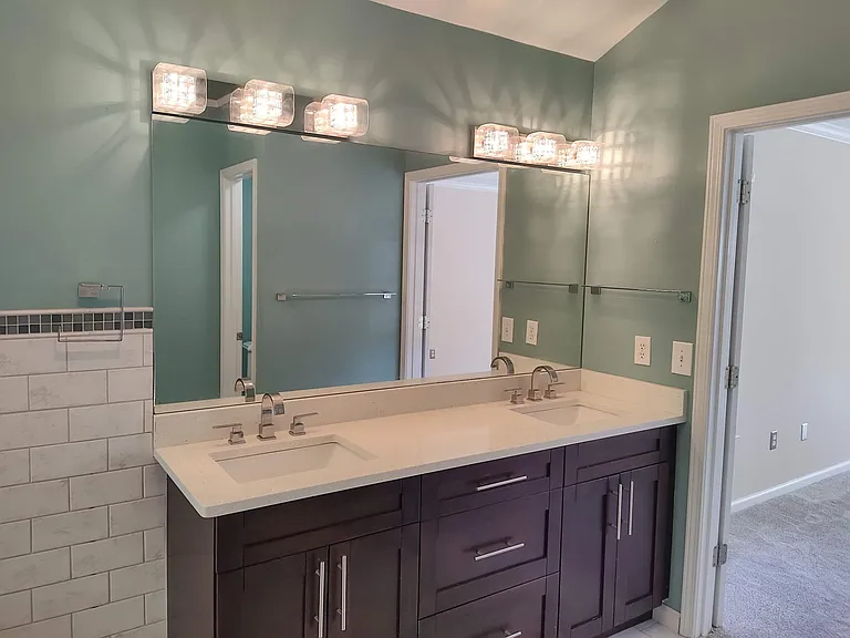 2015 Aldbury Ln — Photo 32