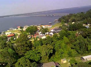 51 Roatan Dr, Pointblank, TX 77364