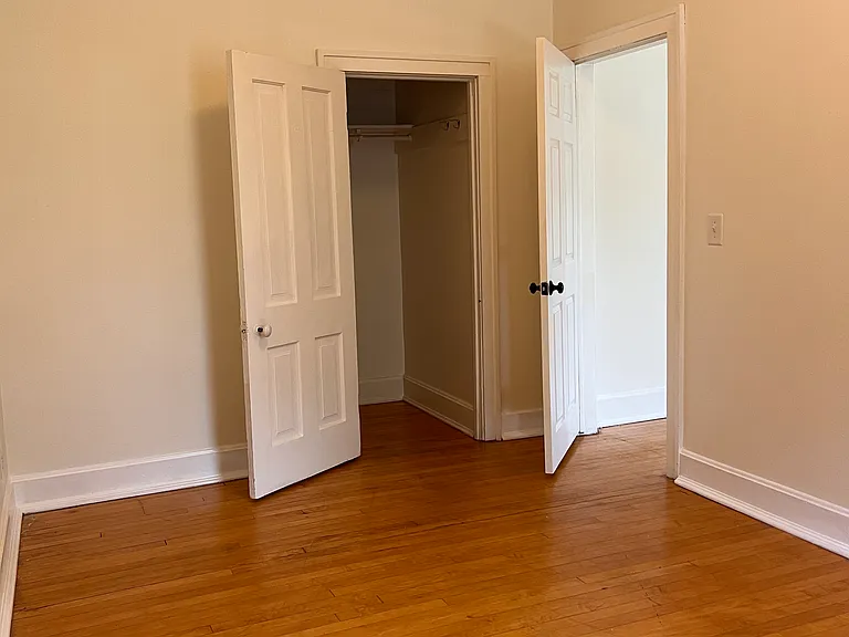 324 3rd St S #6 — Photo 10