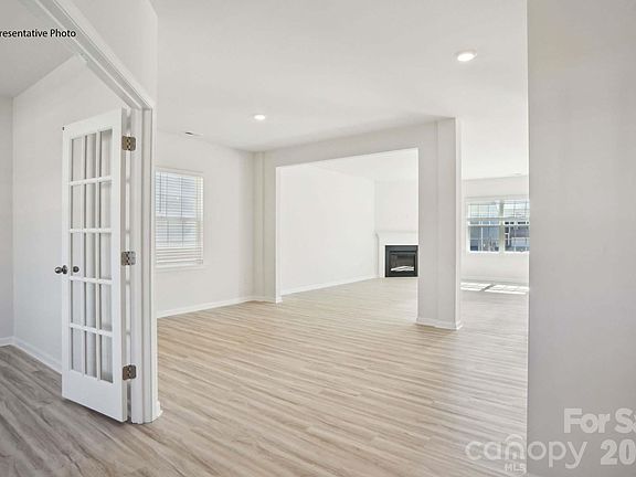 2nd image of 2015 Moorside Ct