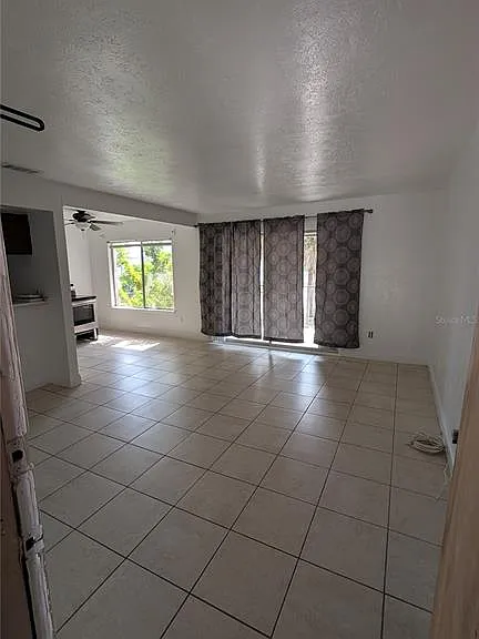 4028 Billingsgate Rd — Photo 3