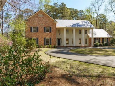1823 River Forest Rd NW, Atlanta, GA, 30327