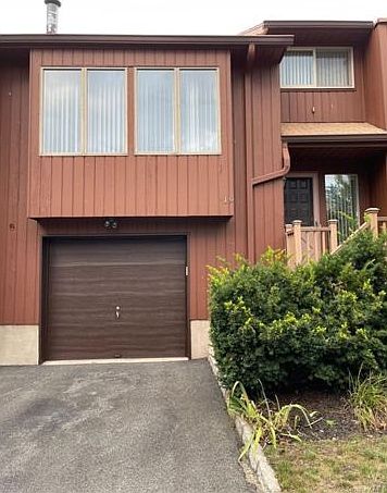 1st image of 19 Braemar Ct