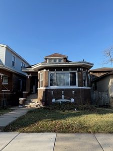 5704 S Homan Ave, Chicago, IL, 60629