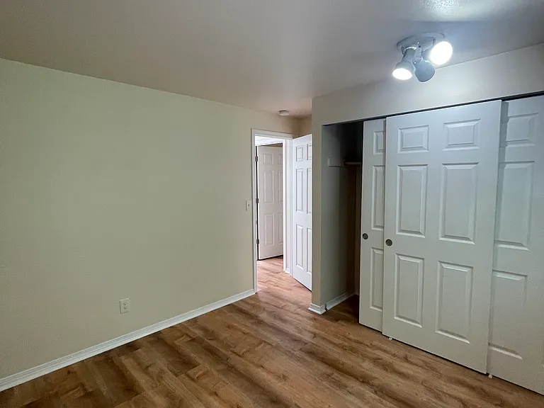 11252 NE 131st Ln — Photo 23