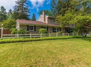 38 Lawrence Rd, Hyde Park, NY 12538