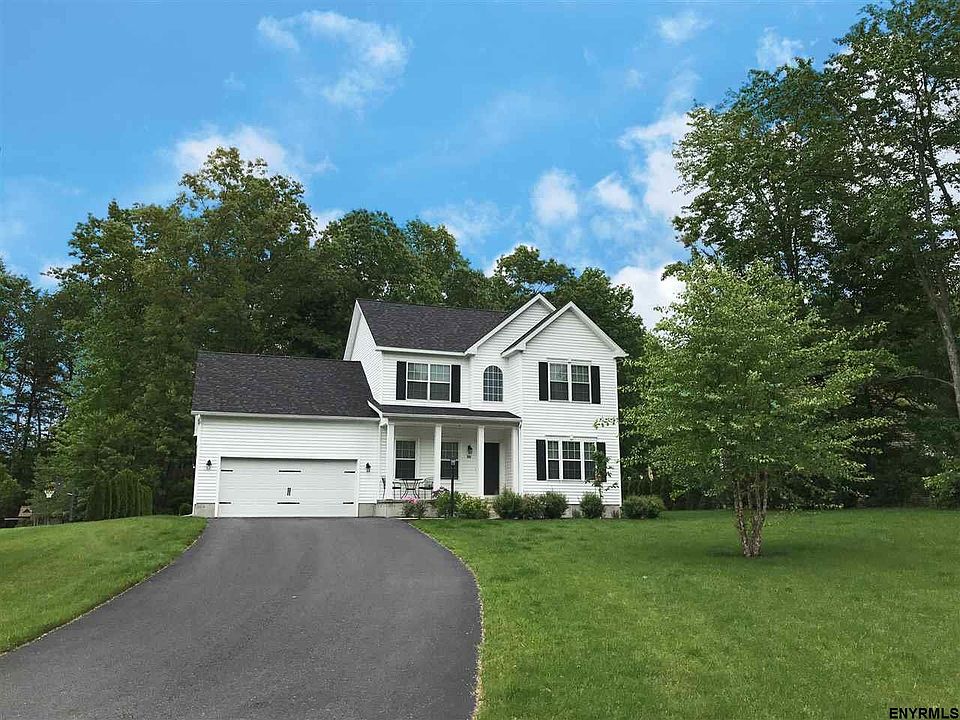 1st image of 900 Mac Arthur Dr