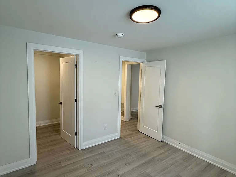 699 Eglinton Ave W #104 — Photo 7