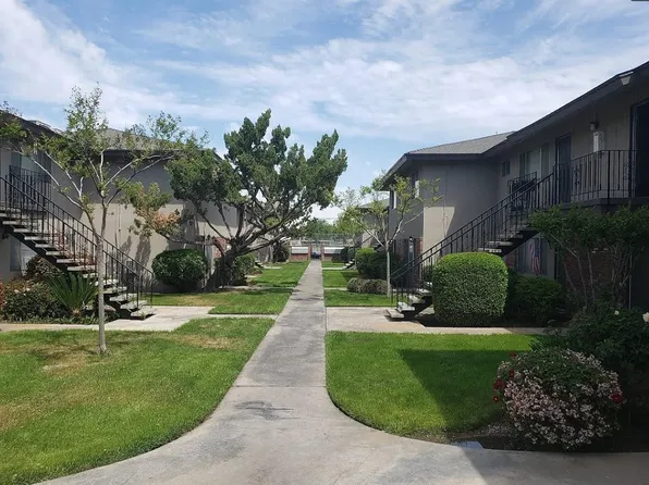 4282 E Dayton Ave APT N, Fresno, CA 93726