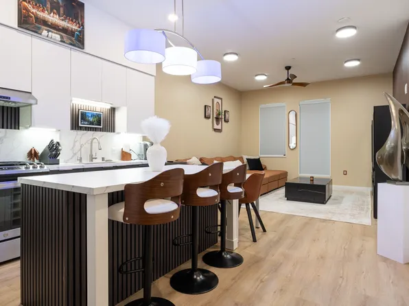 52 Kirkwood Ave #213, San Francisco, CA 94124