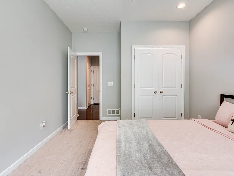 5589 Landgate Dr — Photo 8
