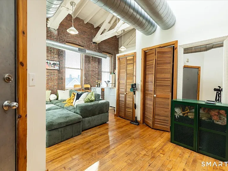 325 Lafayette St #1302 — Photo 2