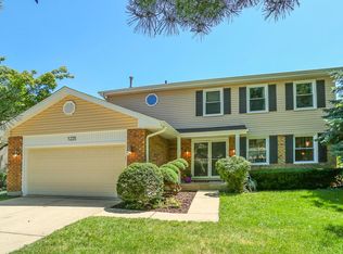 1225 Champlaine Ct, Schaumburg, IL 60193