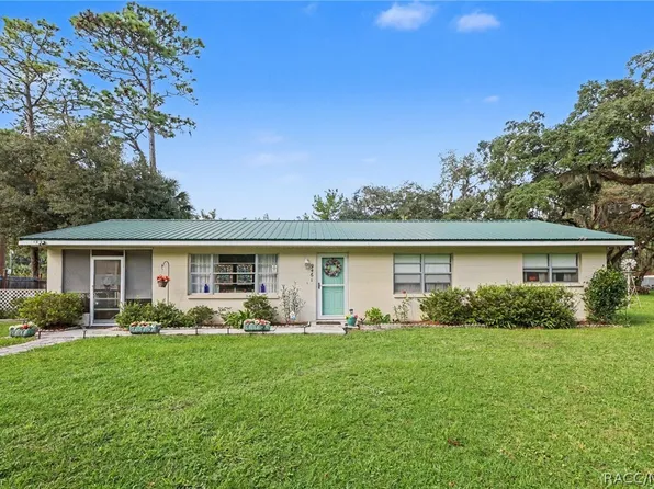 9461 W Tall Pines Ct, Crystal River, FL 34428