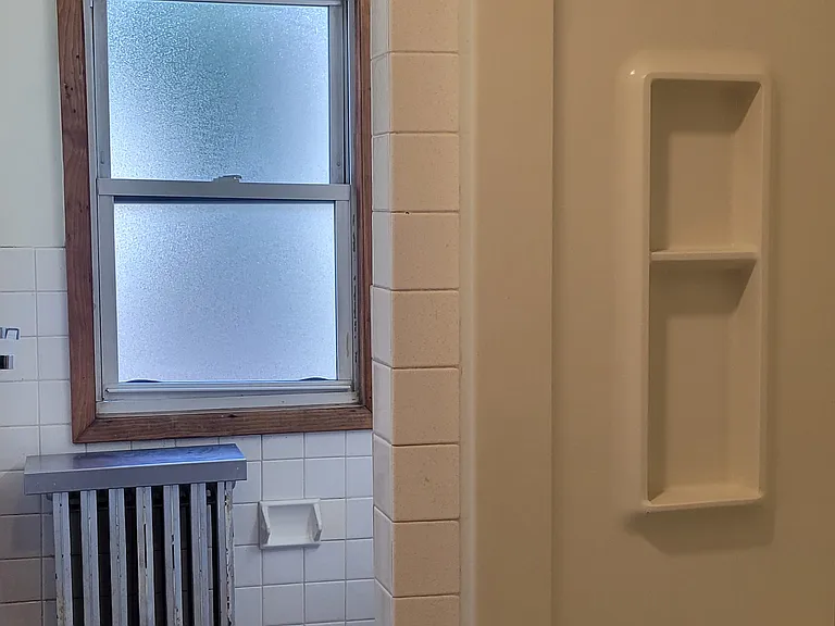 204 Maple Ave — Photo 14