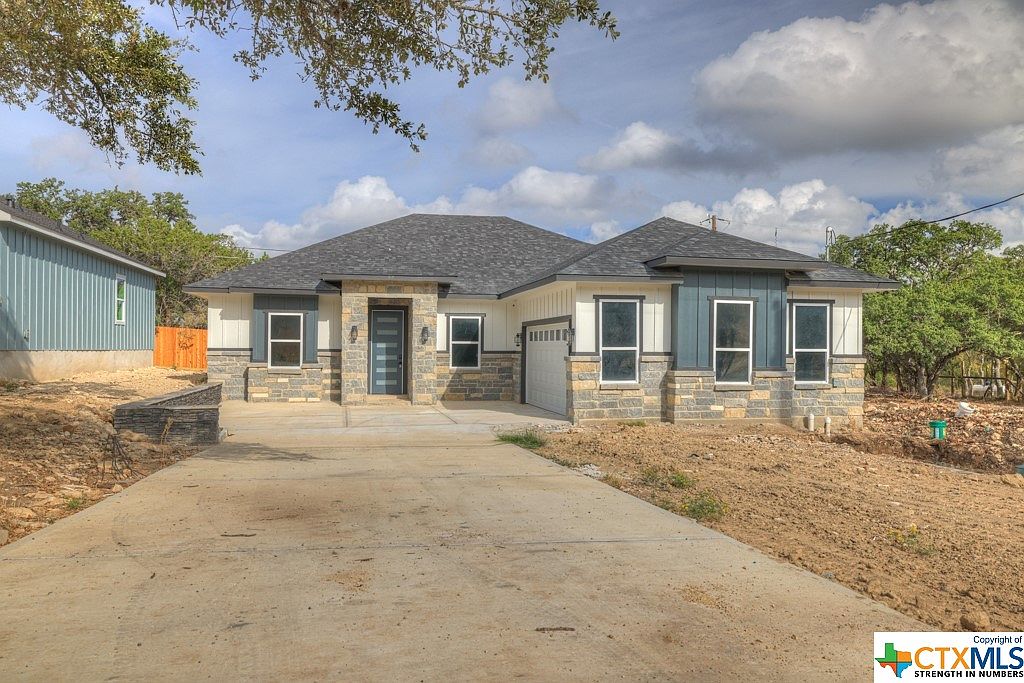 1363 Canyon Bnd, Canyon Lake, TX 78133 | MLS #522823 | Zillow