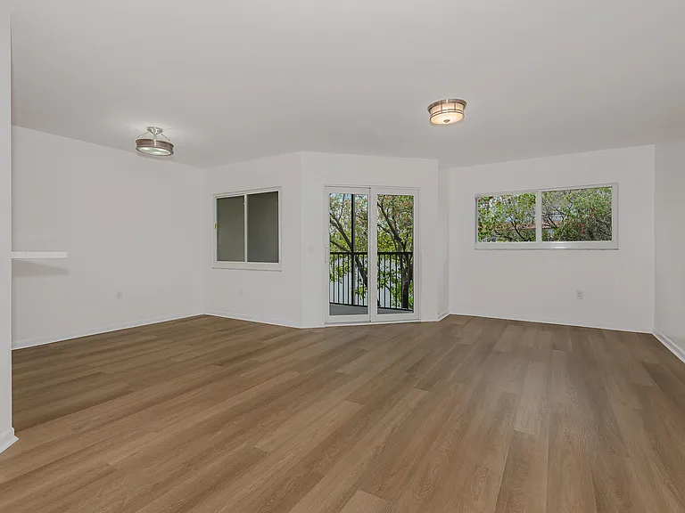 13800 SW 14th St #211C — Photo 8