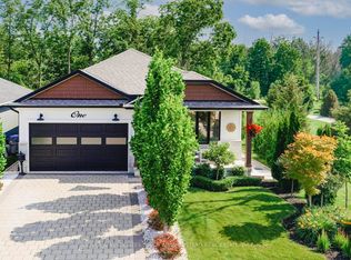 1 Creek Side Pl, Lambton Shores, ON