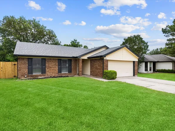6403 Minuteman Ln, Arlington, TX 76002